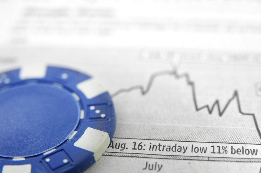 blue-chip vs growth stocks