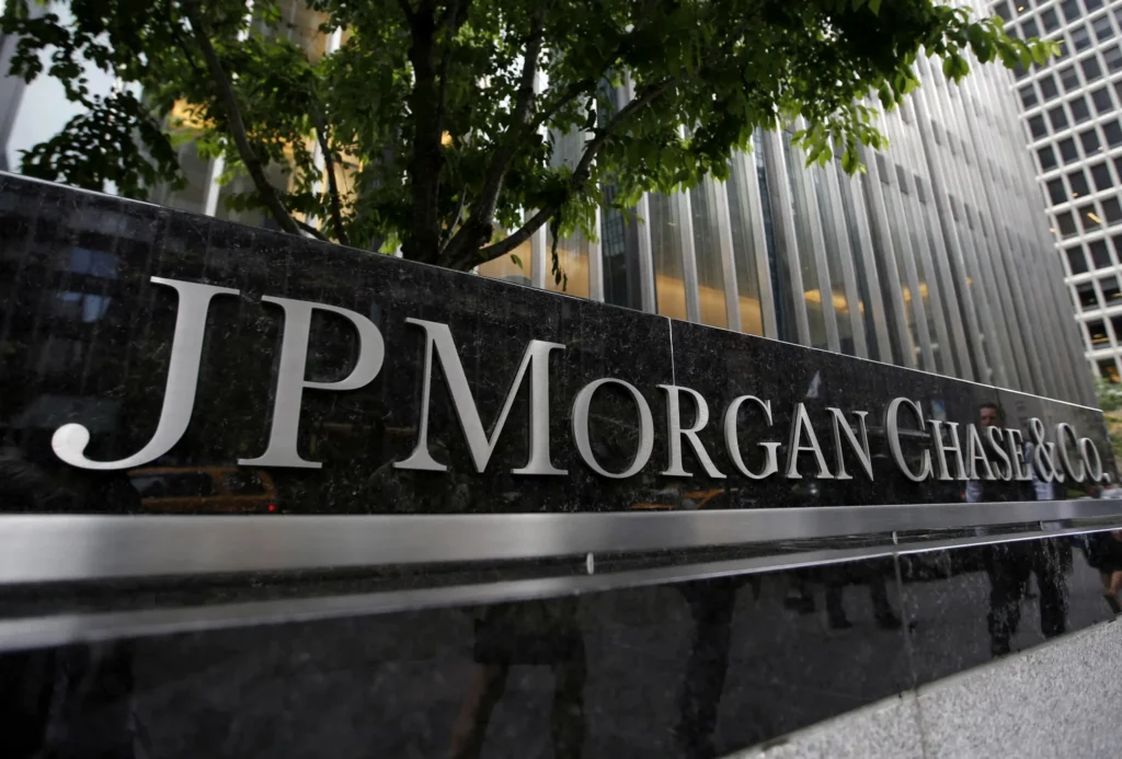 Top Banks Rush to Control Bitcoin